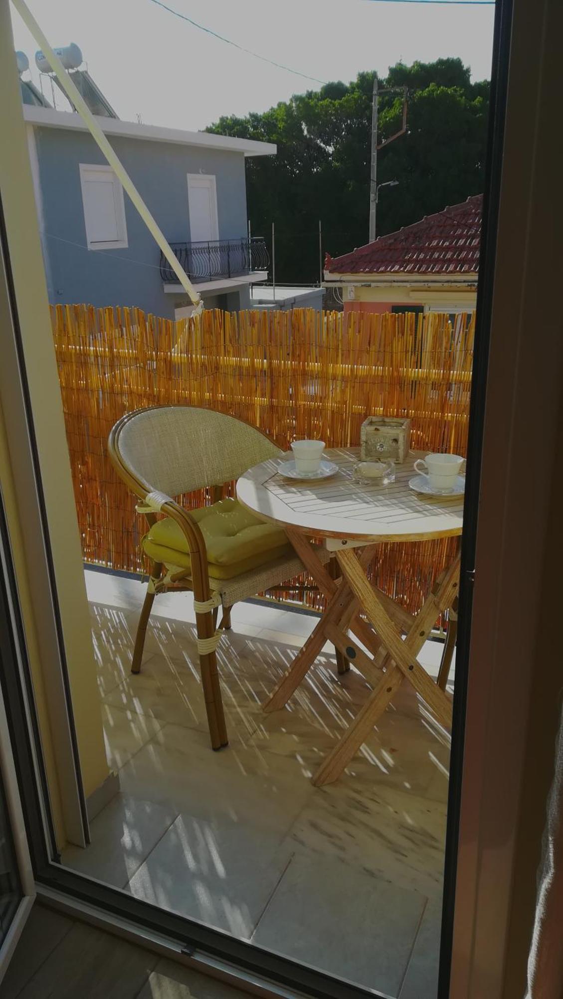 Night Flower Apartment Argostoli (Kefalonia)